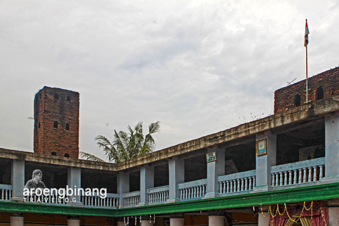 masjid pintu seribu tangerang