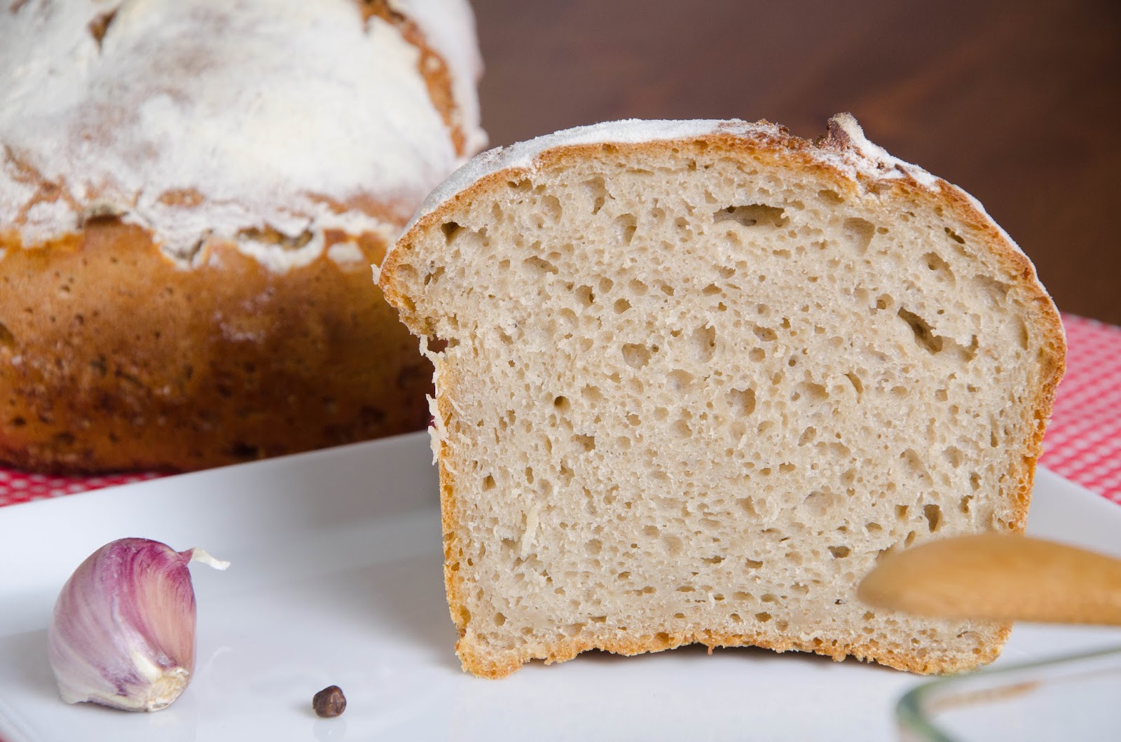 Chleb żytnio - pszenny na zakwasie, najprostszy