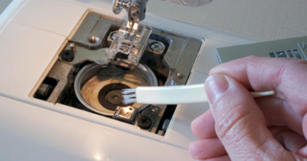 Because I say sew ;) Sewing Lesson 8 (Clean and Oil my Sewing Machine?)