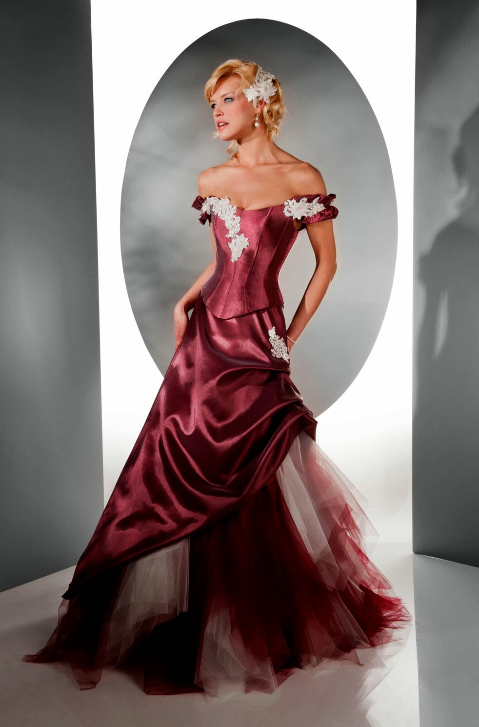Red Corset Style Wedding Dresses Design Ideas
