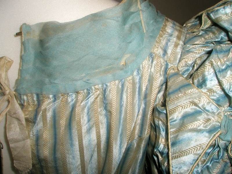 All The Pretty Dresses: Blue Stripy Regency Era Dress