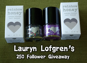 Lauren Lofgren 250 Follower Giveaway!