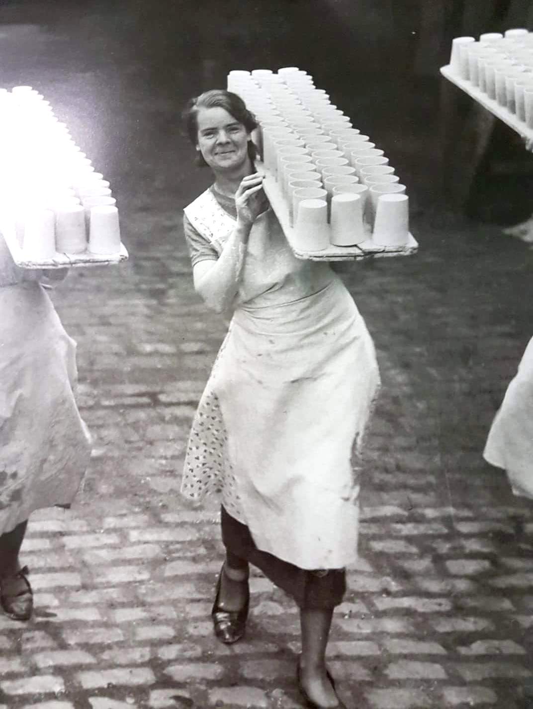 Potbank Dictionary words and dialect of the Potteries U V W