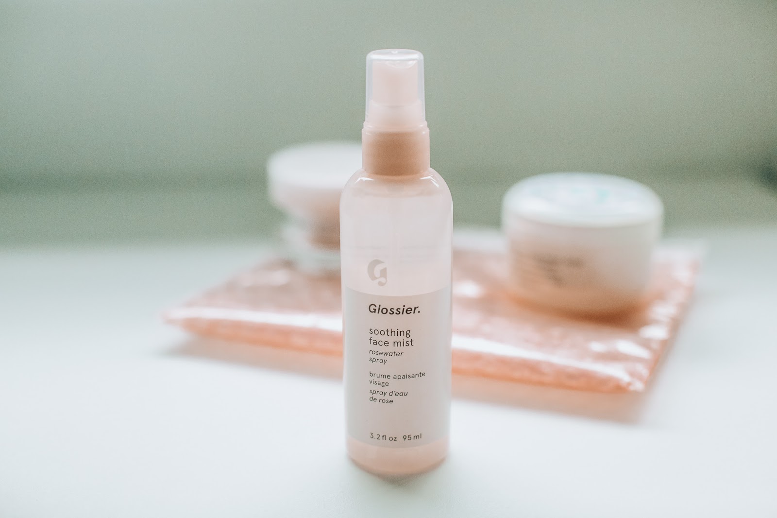 glossier soothing face mist