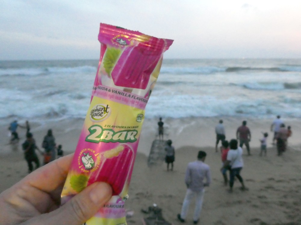 WHAT TO EAT IN SRI LANKA, THE SWEETS EDITION katiecrackernuts