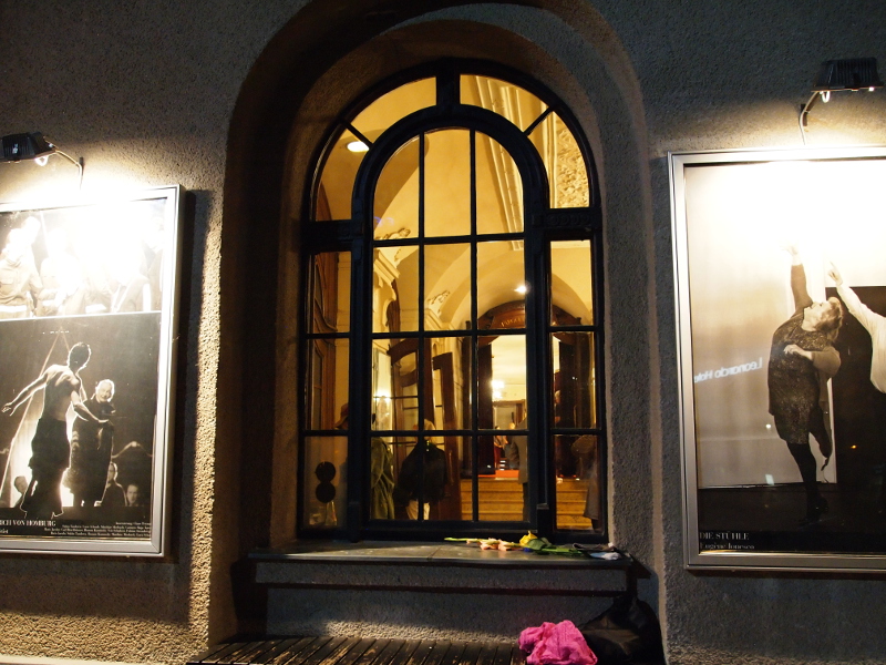 Fenster des Berliner Ensambles
