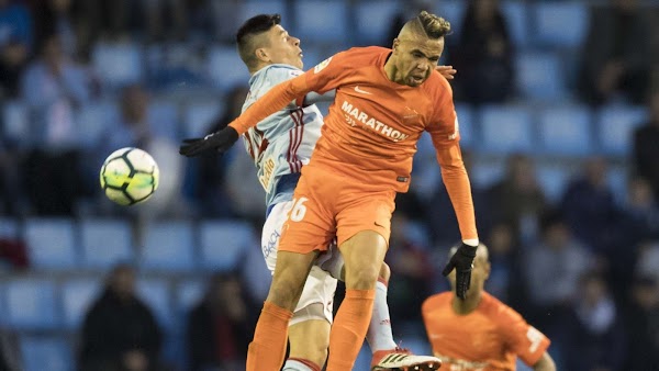 El Deportivo le quita las pocas opciones al Málaga (3-2)