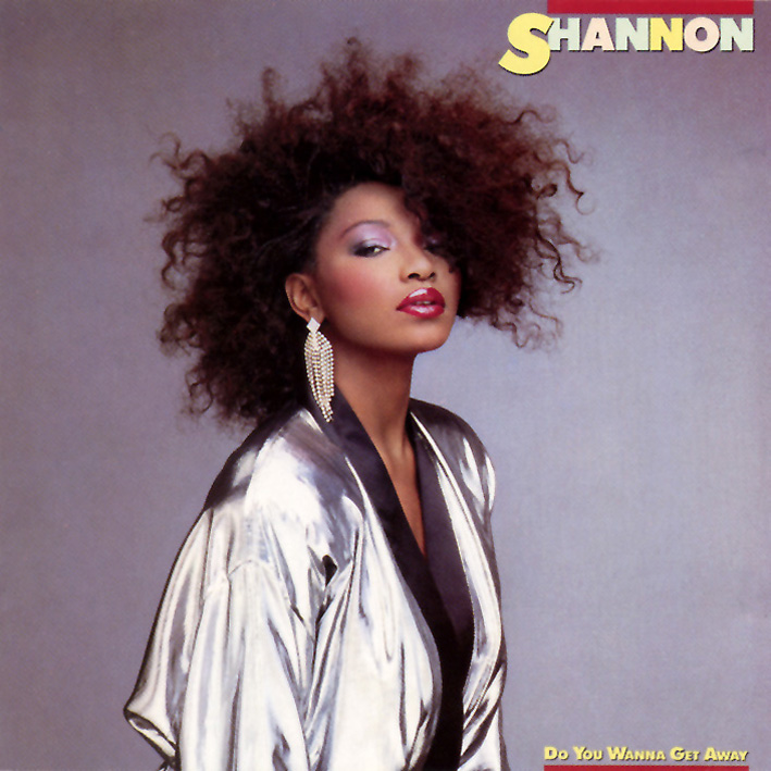 Tips: Shannon, 2018s exotic hair style of the cool mysterious musician