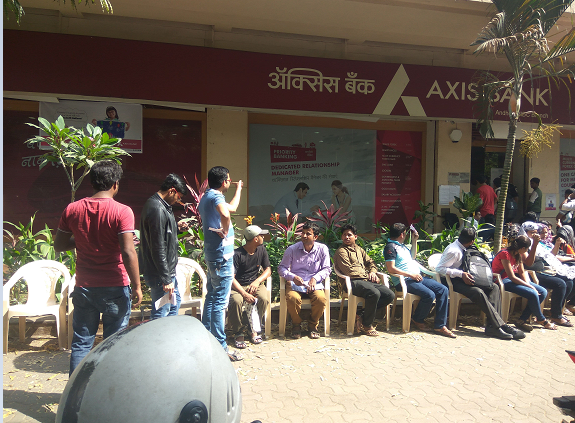 Supporting Demonetization: ‘Sit’ rather than ‘Stand’ in queues, Thanks to Nikamal Supporting Demonetization: ‘Sit’ rather than ‘Stand’ in queues, Thanks to Nikamal