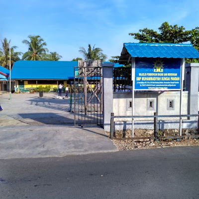 Foto Depan SMP  Muhammadiyah Sungai Pandan