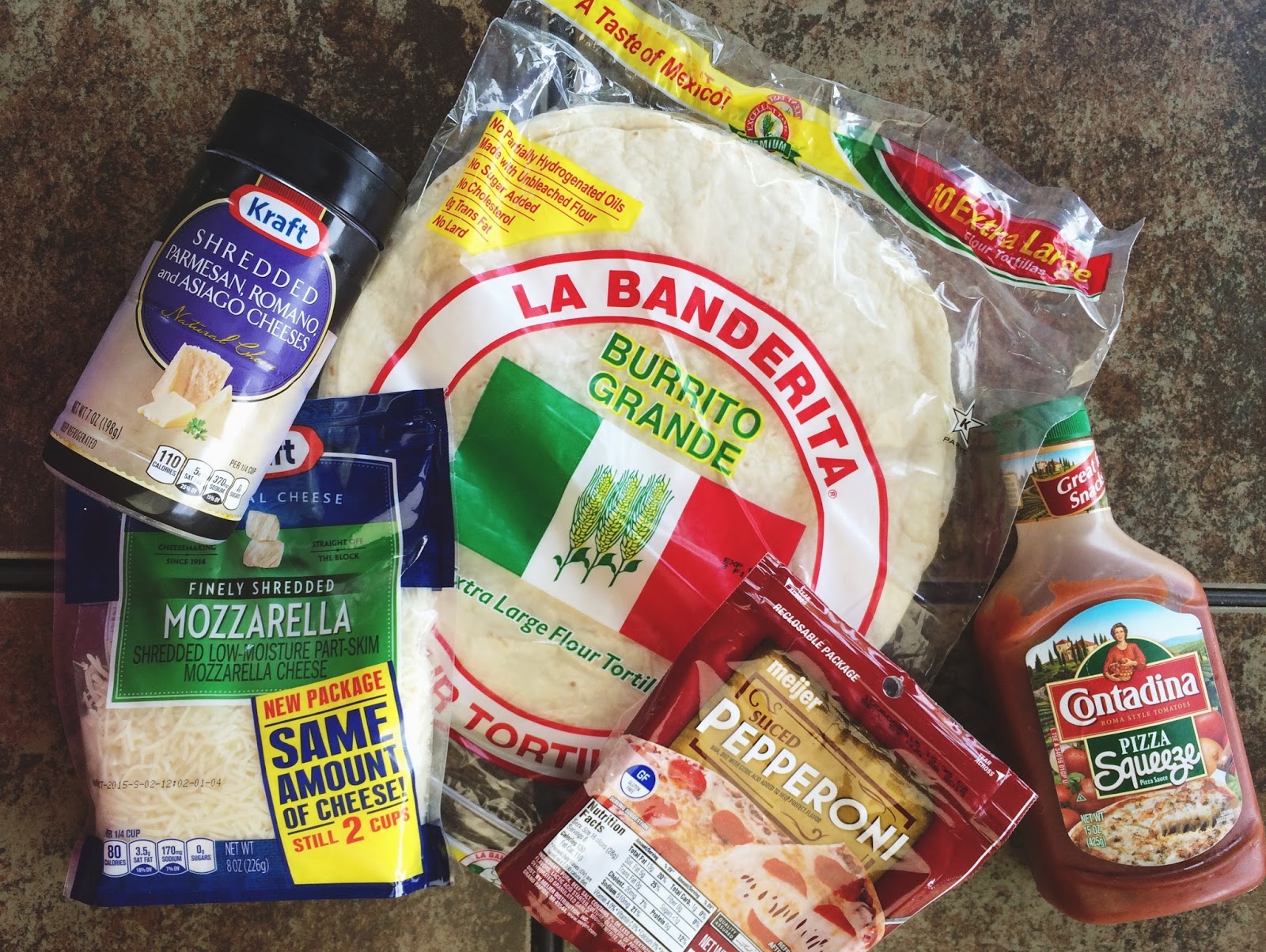 five sixteenths blog: Make it Monday // Thin Crust Tortilla Pizza