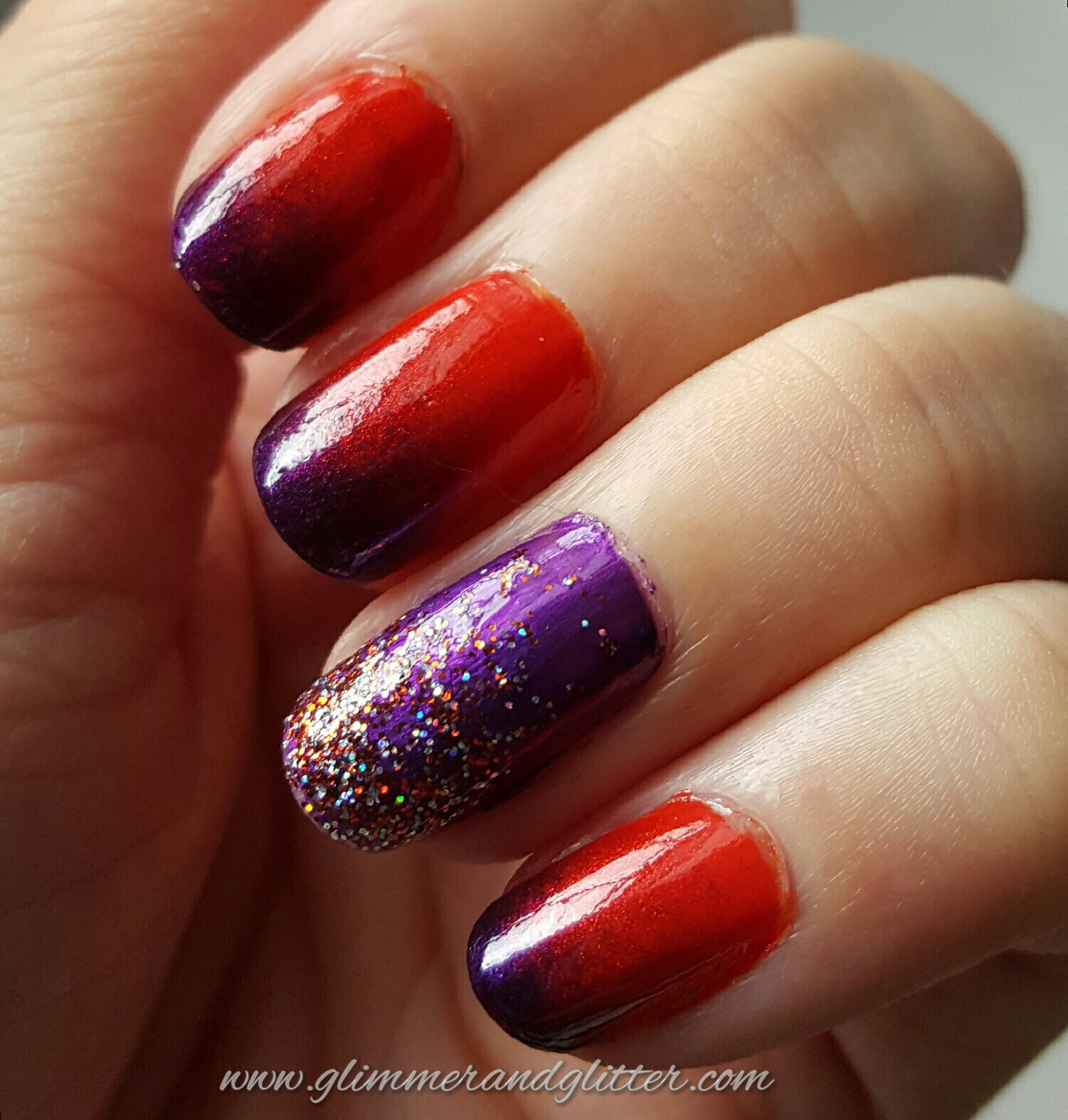 Glimmer and Glitter - A Nail Polish Blog