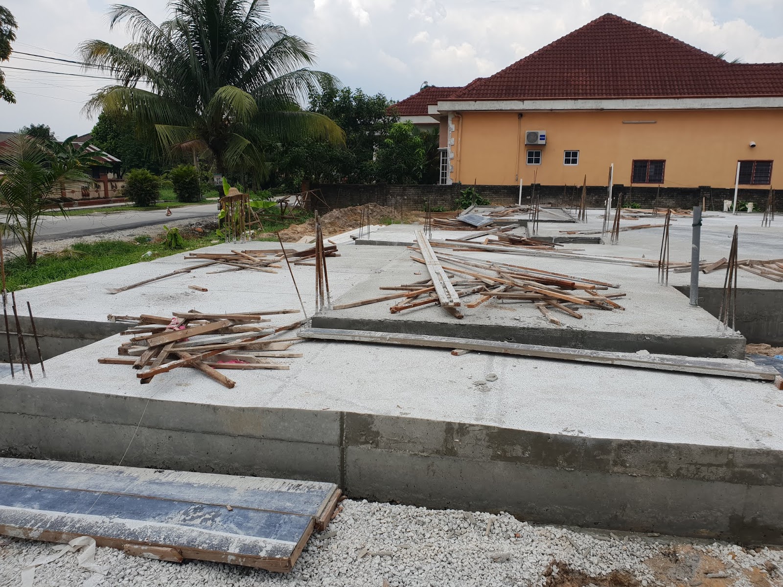 Pengalaman Membina Banglo Sendiri: Konkrit Beam dan Lantai