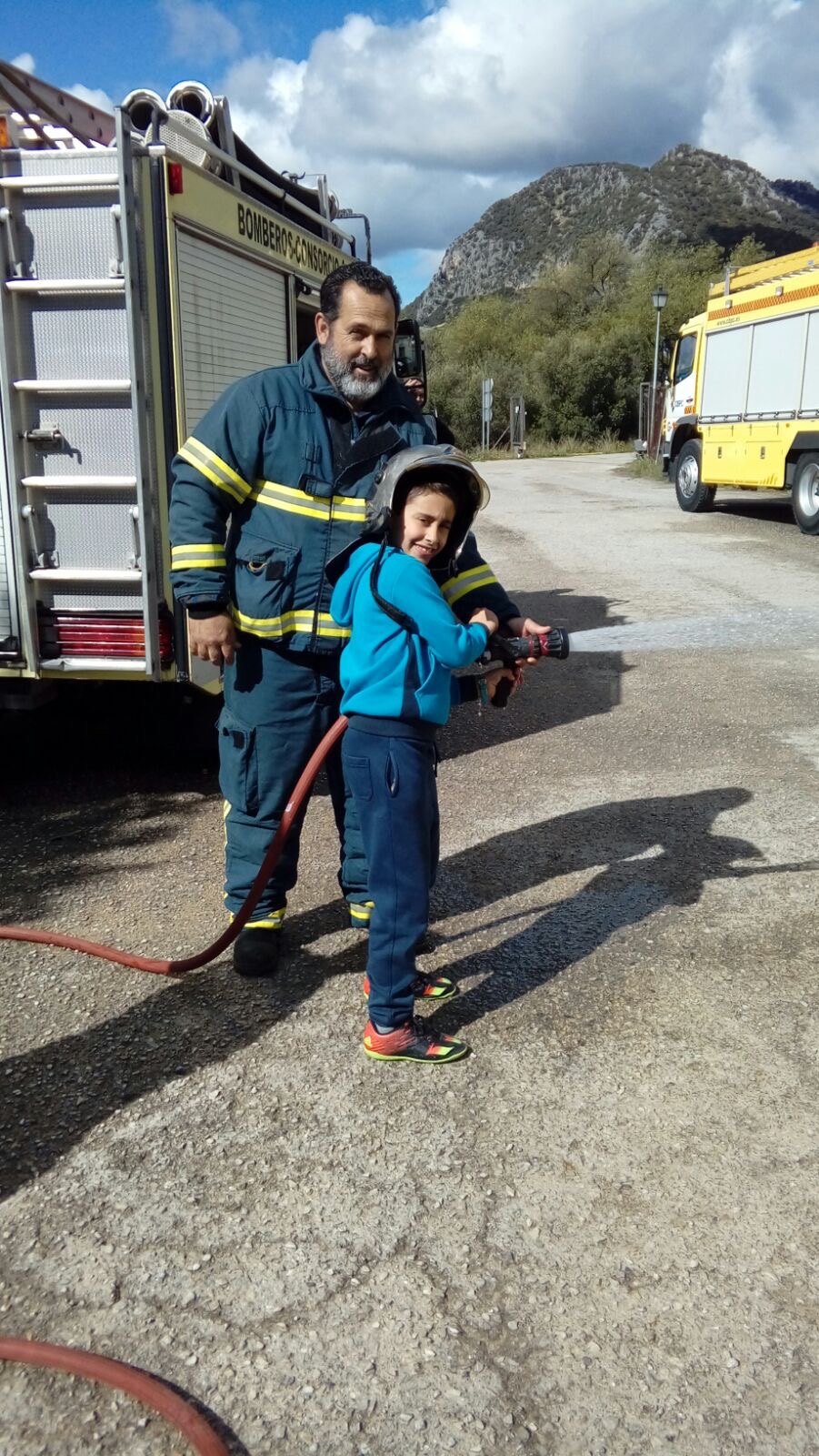 CEIP. ALBARRACIN: VISITA AL PARQUE DE BOMBEROS