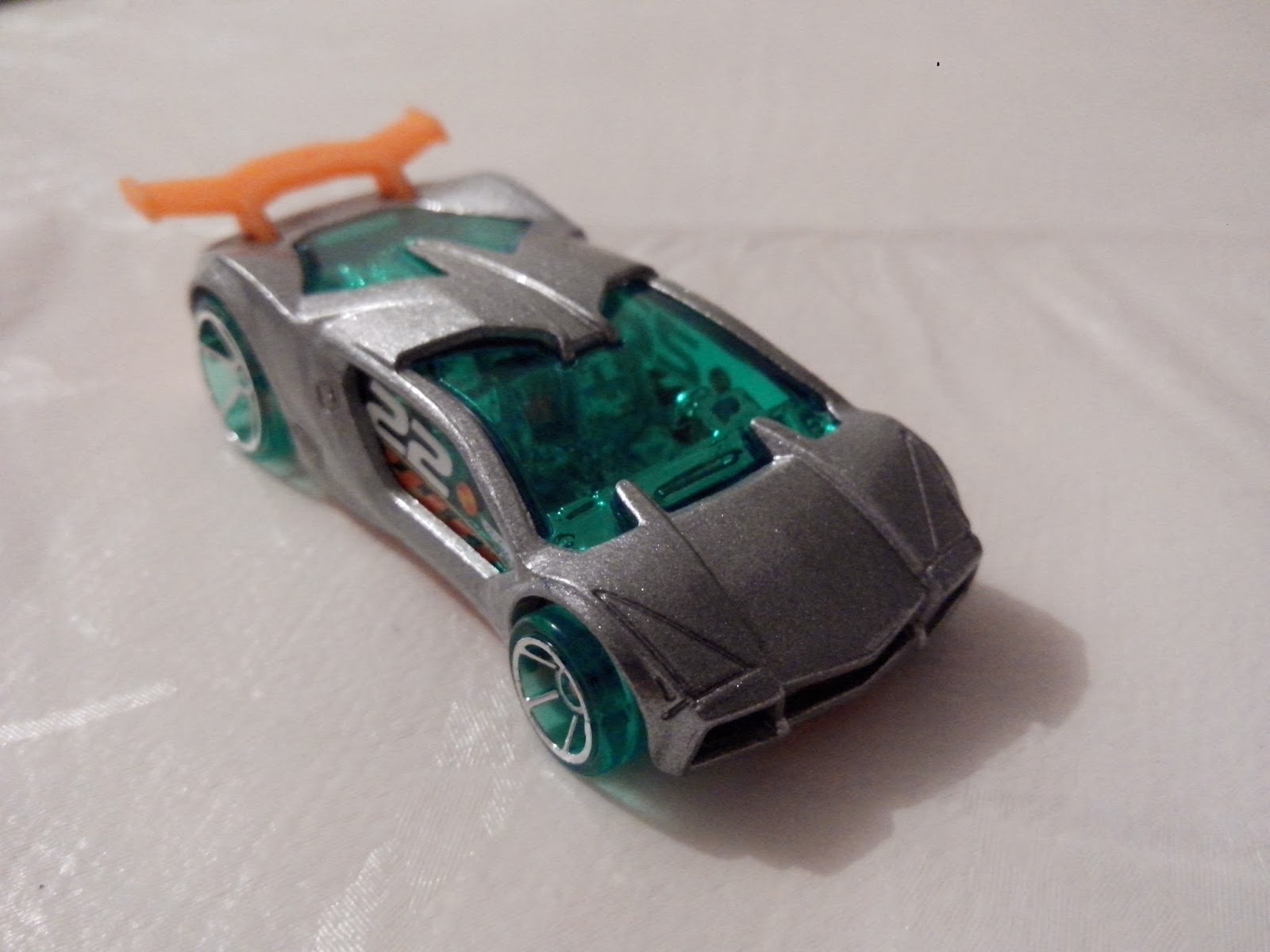 Social Hot Wheels Impavido