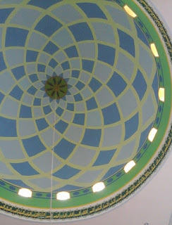 Ornamen Plafon Kubah, Kubah Masjid, Desain Kubah, Kubah Motif, Kontraktor Kubah Masjid, Kubah Murah, Kubah Galvalum, Kubah Enamel, Kubah Stainless Steel, Kubah Moderen, Harga Kubah, Canopy, Ventilator, Baja Ringan