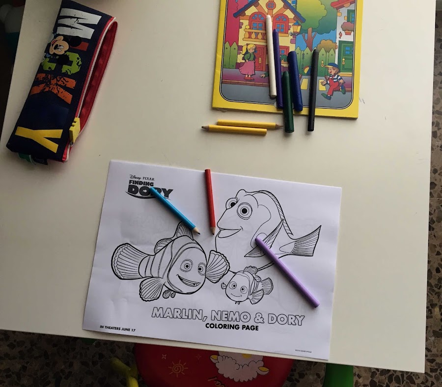 Imprimibles para colorear buscando a Dory