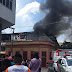 Casa que era usada como depósito pega fogo no Centro de Manaus