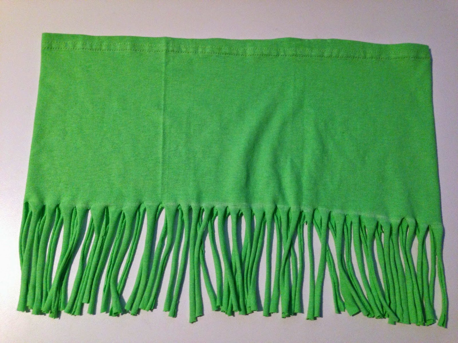 Tips, Treats & Treasures Make a Fringed Infinity Scarf from a Tshirt
