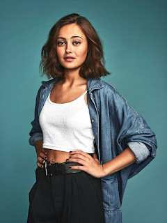 Ella Purnell Joins Zack Snyder's ARMY OF THE DEAD