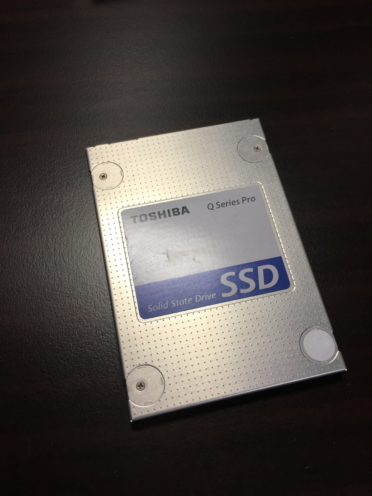 秋葉原で働くパーツ屋の備忘録: ノートPCのHDDもSSDに換装して爆速化