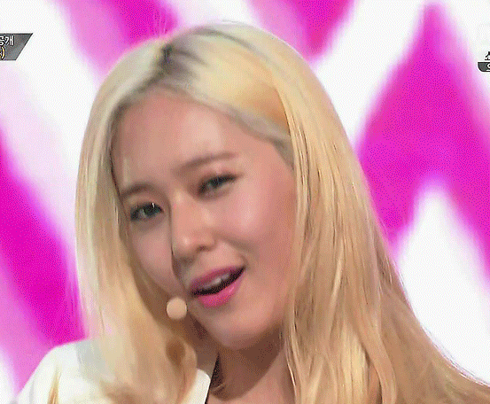 theqoo inserted image