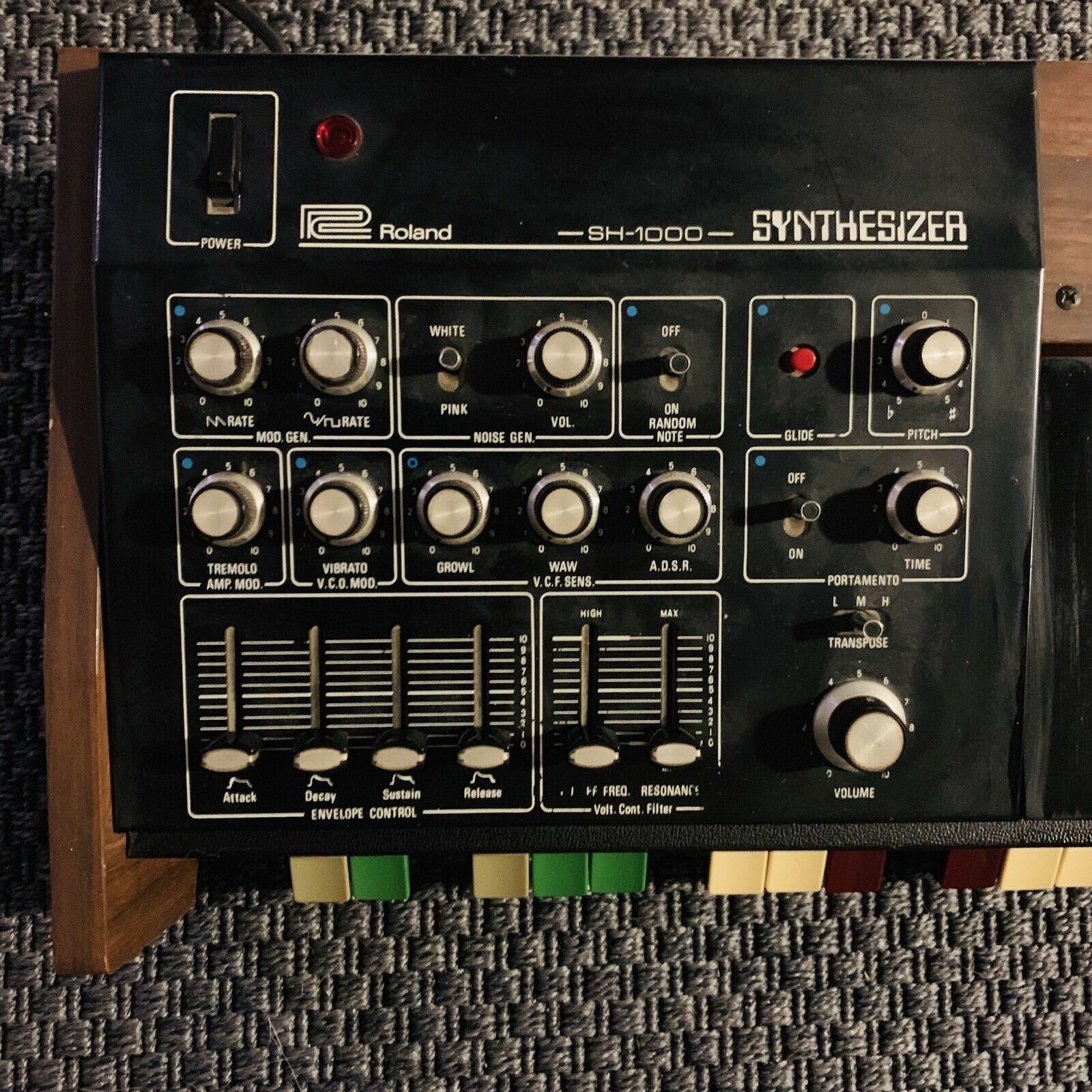 MATRIXSYNTH Roland SH1000 Synthesizer