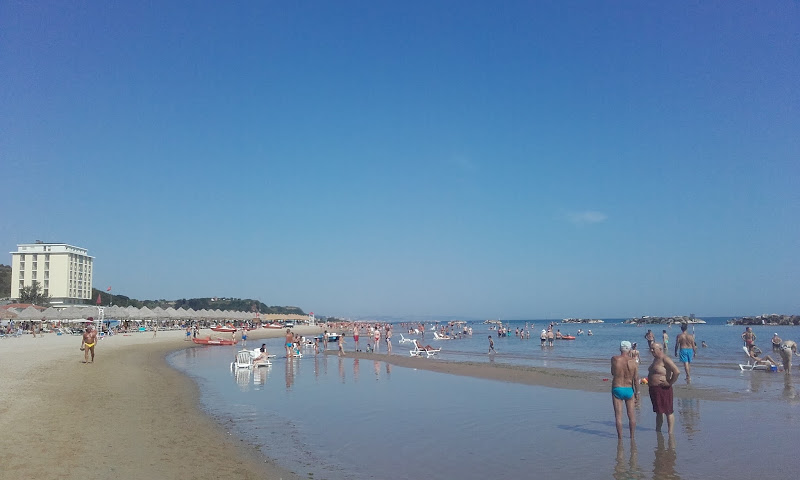 Domenica rovente sul litorale ortonese, spiagge  affollate