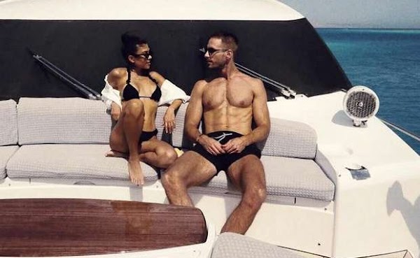 Kourtney Kardashian y Younes Bendjima toman románticas vacaciones
