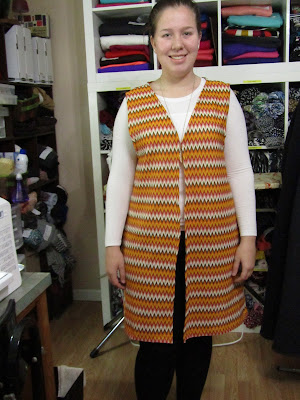 Missoni-look flame-stitch sweater vest www.sewplus.blogspot.com