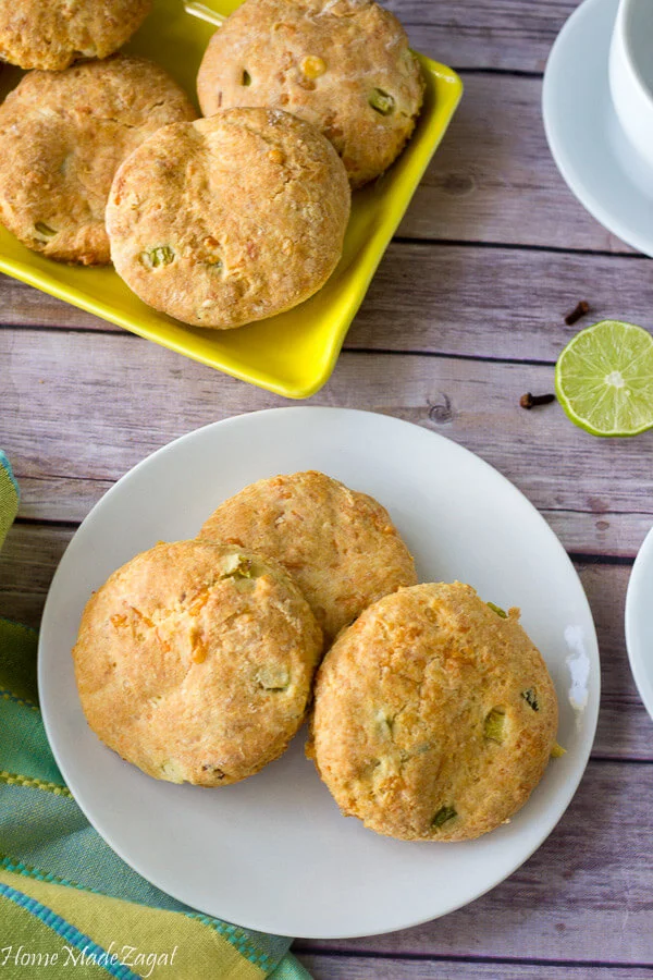 Recipe for cheese scones with scallions