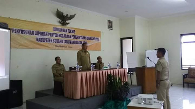 Sekda membuka Bimtek LPPD Sekda membuka Bimtek LPPD