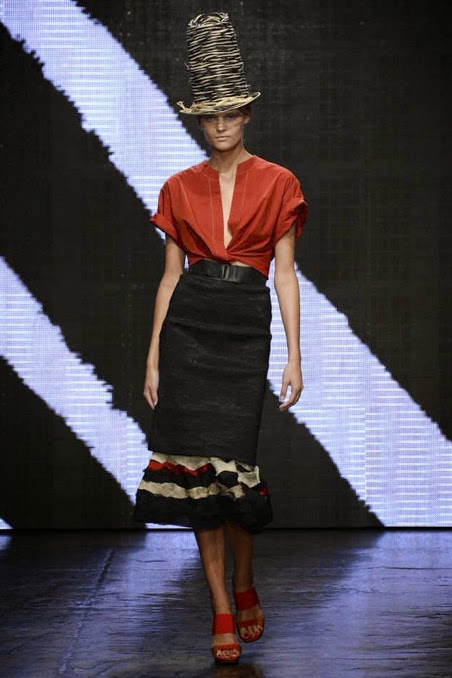 Smartologie: Donna Karan Spring 2015 Ready-to-Wear - New York Fashion Week