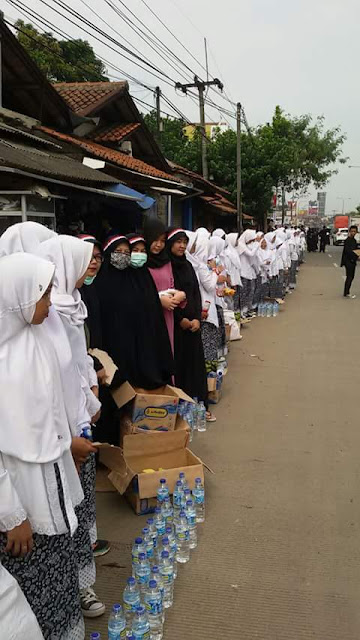 Rangkuman Foto dan Video dalam Aksi Bela Islam Jilid III Rangkuman Foto dan Video dalam Aksi Bela Islam Jilid III