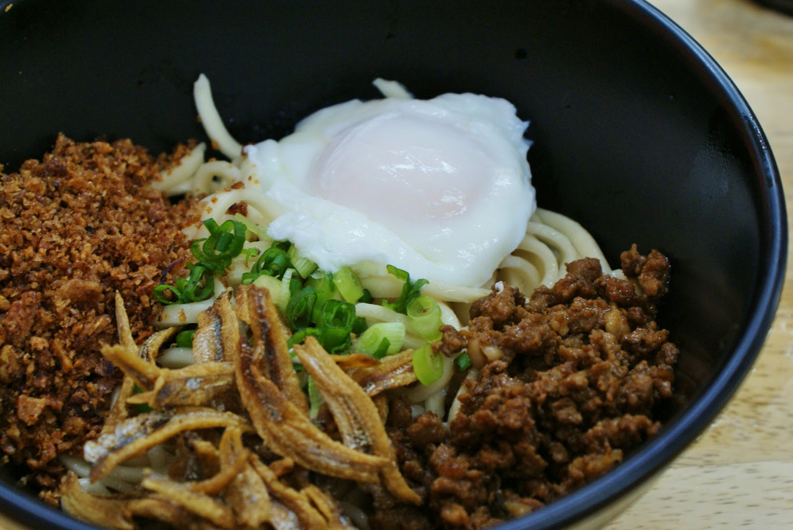 Hungry Female: Two noodles I could eat all the time: Mee Pok & Chilly