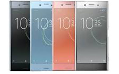 Spesifikasi Sony Xperia XZ Premium Spesifikasi Sony Xperia XZ Premium Sebanding dengan harga Sony Xperia XZ Premium, smartphone ini juga memiliki bodi tahan air yang memiliki sertifikat IP68. Adapun untuk dimensinya berukuran panjang 156 mm, lebar 77 mm, dan ketebalan 7.9 mm. Sedangkan bobotnya mencapai 195 gram. Kemudian untuk sektor fotografi, telah terpasang kamera belakang 19 Megapixel yang mampu merekam video 4K dan video slow motion dengan kecepatan 960fps. Tak hanya itu, tersedia pula fitur Hybrid Autofocus yang mengabungkan Phase Detection Autofocus dan Laser Autofocus. Konektivitasnya juga dilengkapi fitur Wi-Fi Dual Band, Bluetooth v4.2, NFC, dan port USB Type-C. Lalu ada pula navigasi GPS yang dilengkapi teknologi A-GPS serta Glonass. Tak ketinggalan sensor pemindai sidik jari telah terintegrasi pada tombol power yang berada pada bagian samping. Semua fitur ini membuat harga Sony Xperia XZ dibanderol sangat mahal. Namun masih banyak fitur lainnya yang akan memanjakan penggunanya dengan kualitas kamera superior dan layar beresolusi super tinggi. Dimana untuk layarnya sudah mengadopsi layar 4K 3840 x 2160 pixels. Layar tersebut mengingatkan kami dengan layar Sony Xperia Z5 Premium yang sama-sama mengadopsi layar 4K. Berbekal itu, smartphone ini mampu menampilkan berbagai macam konten dengan kerapatan layar mencapai 801 ppi. Tak hanya itu, Sony juga membekalinya dengan panel IPS dan teknologi layar