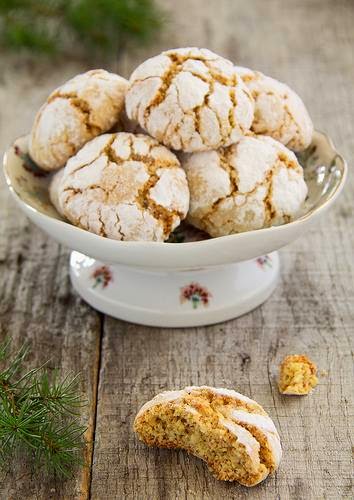 la ricetta degli amaretti (clicca e condividi)