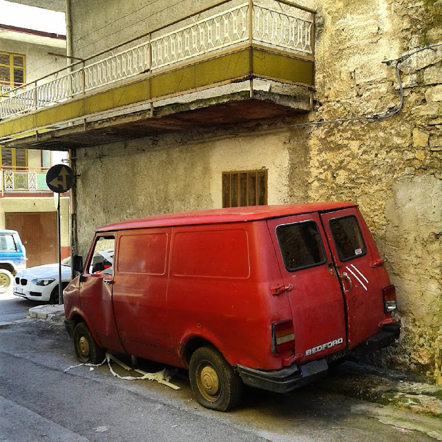 Bedford CF2 Van Junkyard Sunday's
