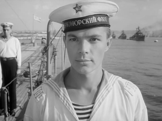 Моряк на берегу Моряк на берегу