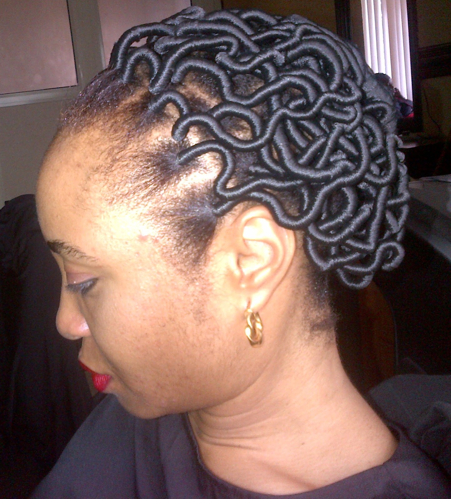 GRACEFUL HAIR MAKEOVER: The revolution of thread hairdo