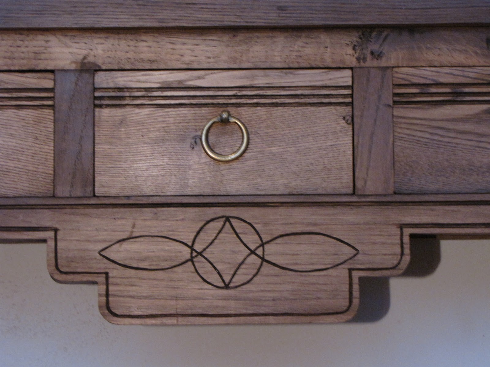 MUEBLES DE MADERA RESTAURADA: aparador en castaño y cerezo