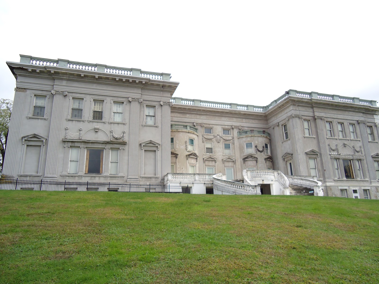 Smooth & Savvy Travels The Mills Mansion