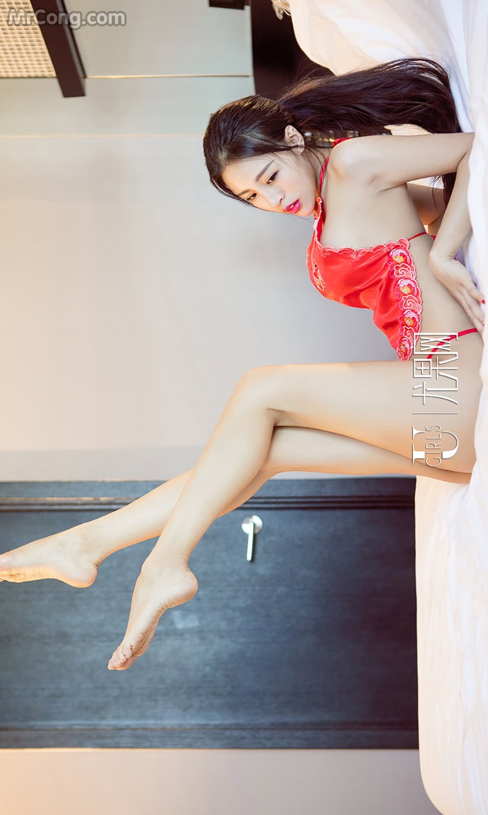 UGIRLS - Ai You Wu App No.760: Model Yang Guo Guo (杨 果 果) (40 photos)