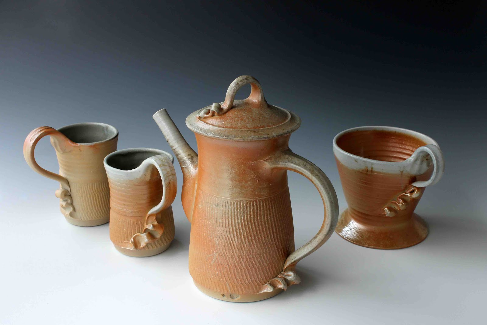 ユアン クレイグ的 陶芸生活 ギャラリー音楽の森にて、個展が始まります！