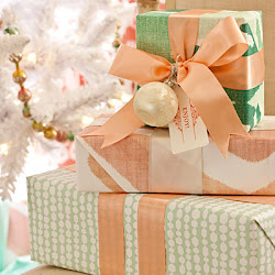 peach christmas presents gift gifts southern living aesthetic tree wrapping decorations holiday tags laurey glenn decorating southernliving via forget word