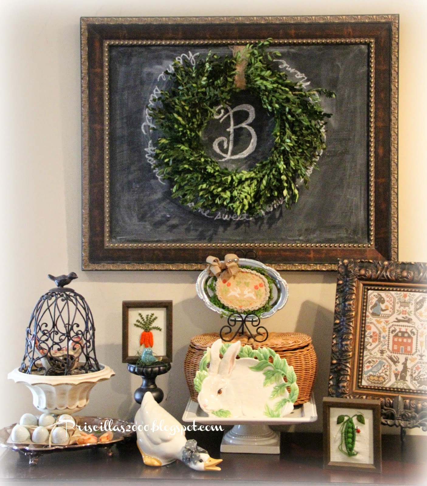 Priscillas Boxwood Wreath Chalkboard
