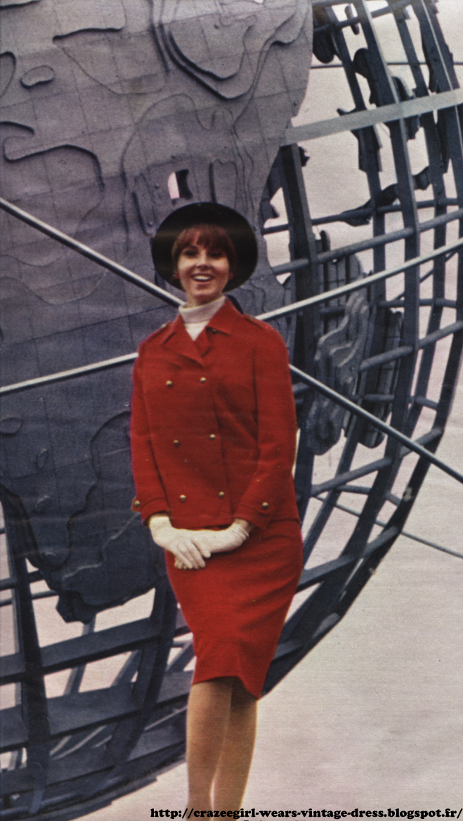 1964 60s 1965 1960 exposition internationale New York world 's fair pea coat skirt suit red white blue fashion tricosa chez Jotyl