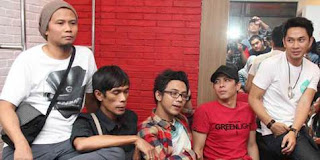 ariel,noah,separuh aku,david,uki,lukman,reza,peterpan,lagu baru,gambar,galery,peluncuran album,single