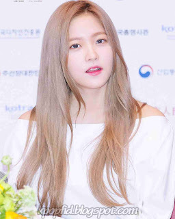 Foto Cantik Yeri Red Velvet Paling Baru Foto Cantik Yeri Red Velvet Paling Baru