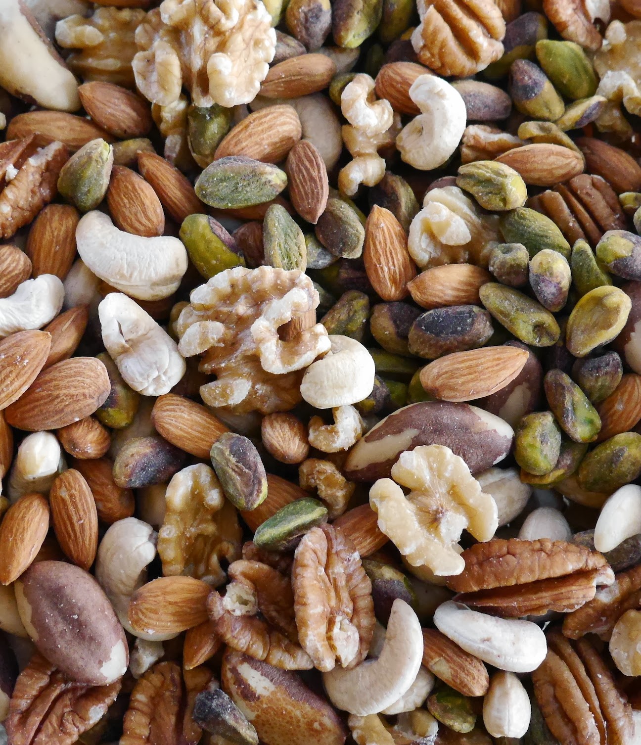 foods-for-long-life-go-nuts-for-nuts-you-ll-live-longer-nut-medley
